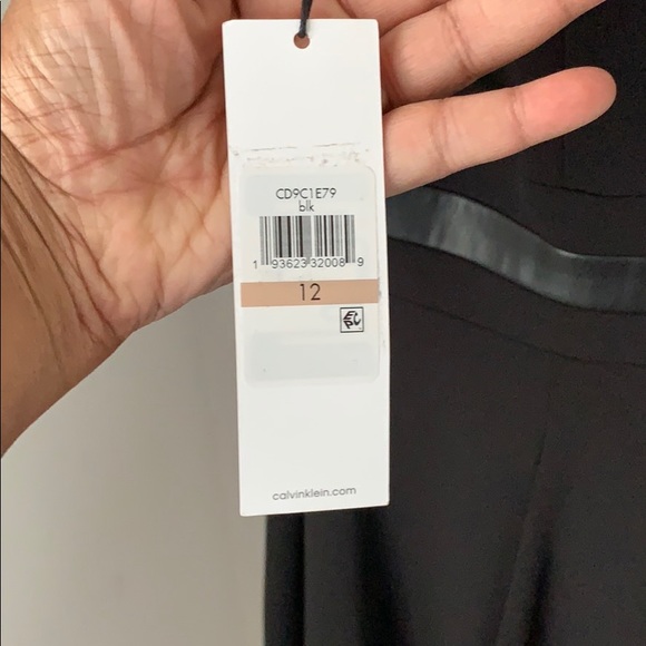 Black sheath dress - Picture 5 of 5